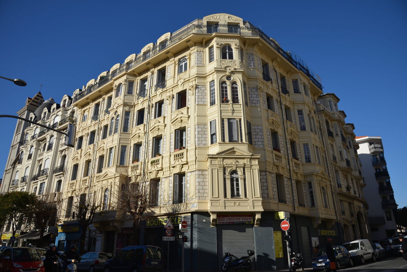 Vernier, Déficit Foncier à Nice